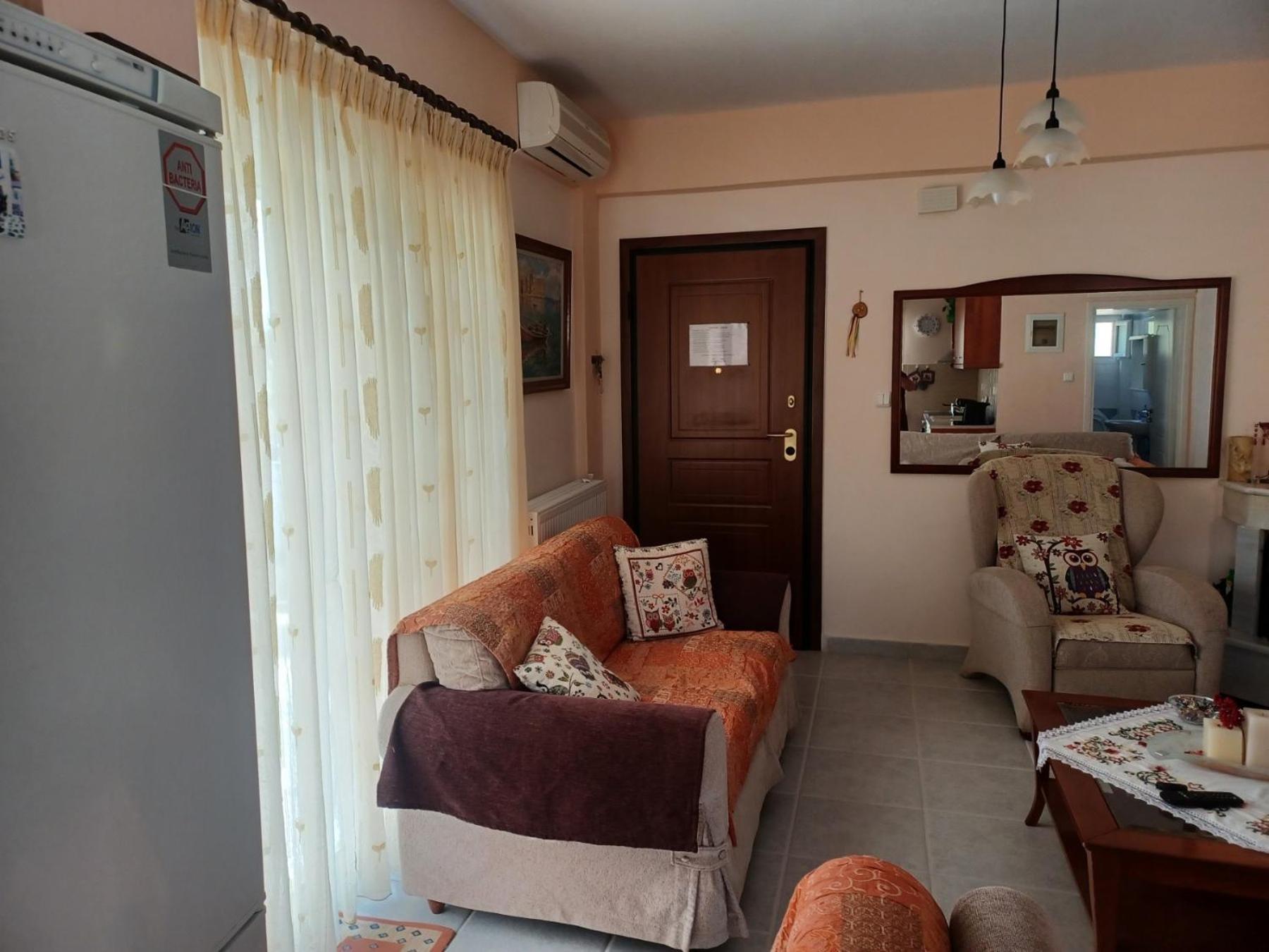 Gerakini 2Br Apt With Shared Pool Екстериор снимка
