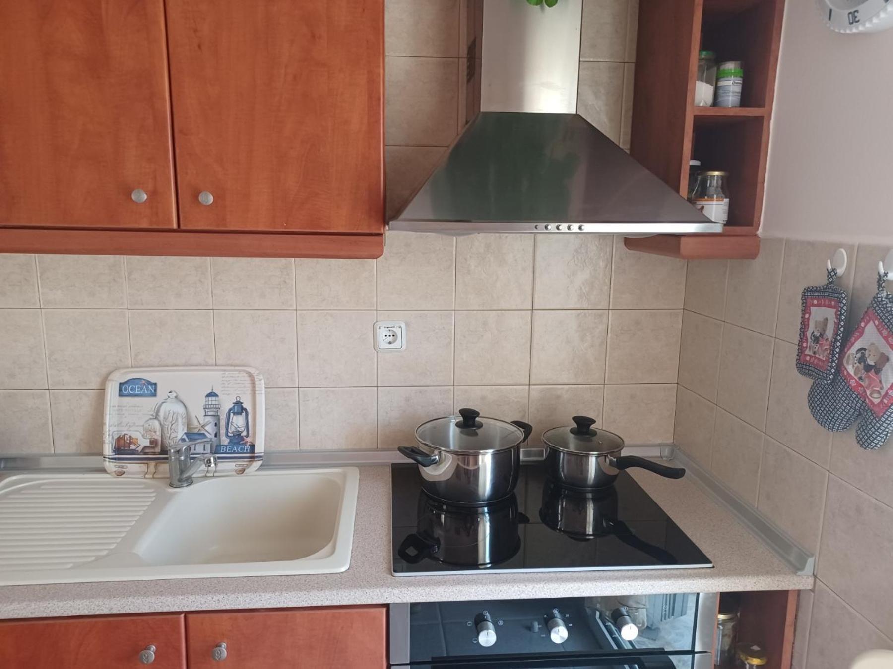 Gerakini 2Br Apt With Shared Pool Екстериор снимка