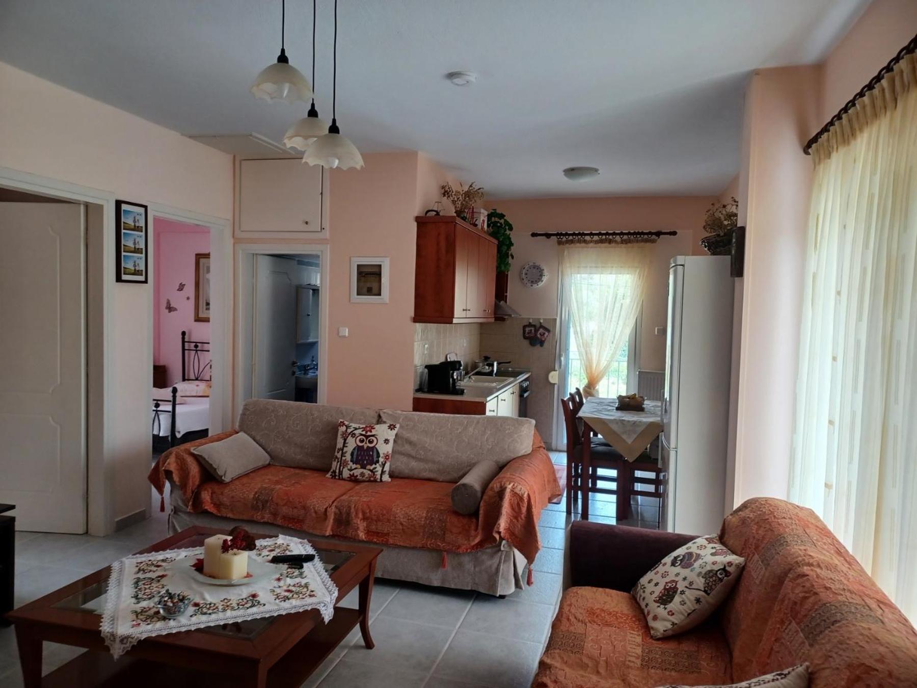 Gerakini 2Br Apt With Shared Pool Екстериор снимка