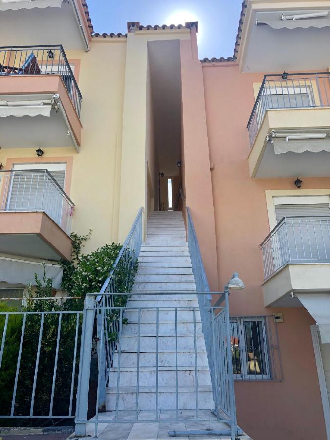 Gerakini 2Br Apt With Shared Pool Екстериор снимка